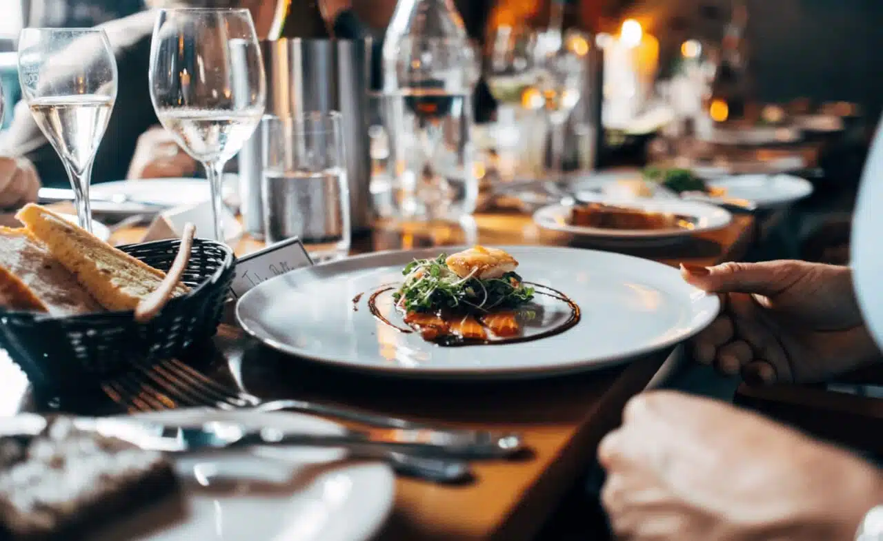 CSR in der Gastronomie: Wenn Restaurants auf Grün setzen!