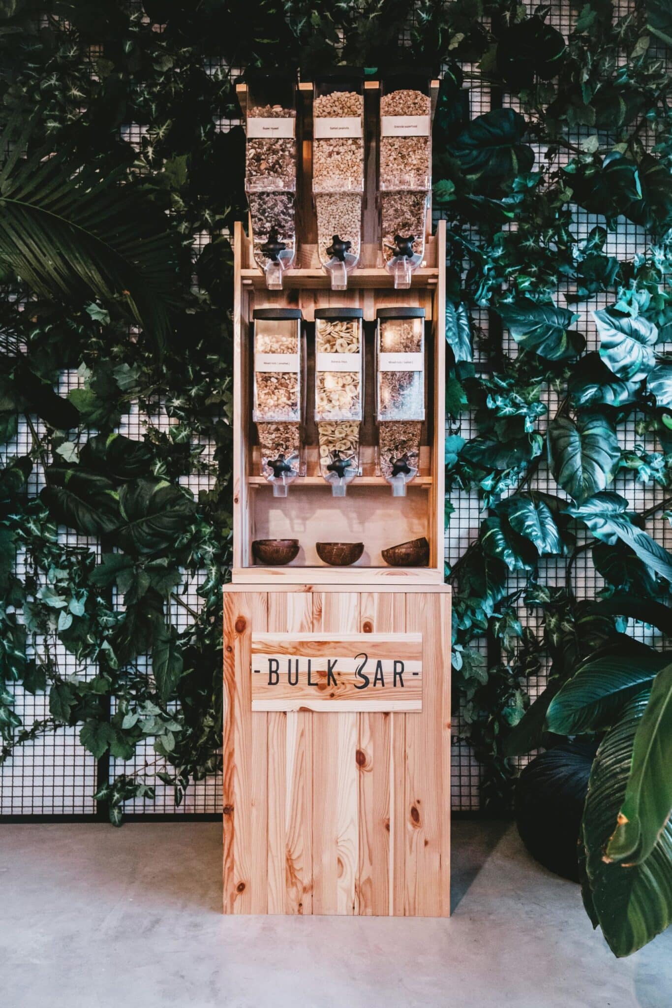 Combating fatigue at work: the role of hydration and snacking